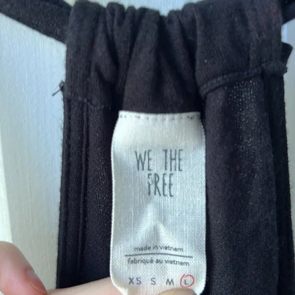 Dramatic cut free people tank - Picture 2 of 4